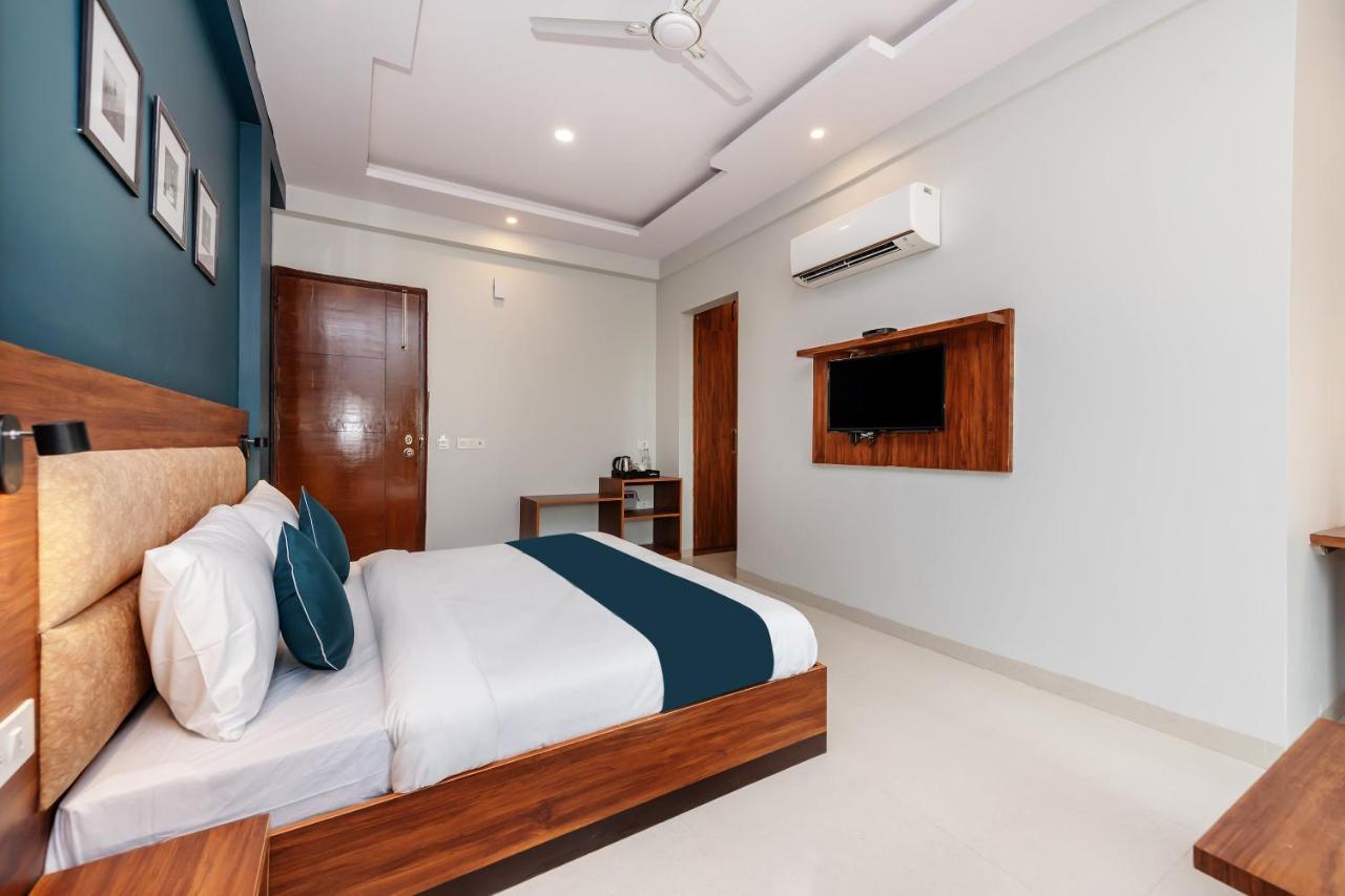 Hotel O Earth Villa Near Bestech Central Square Mall Gurgaon Eksteriør billede