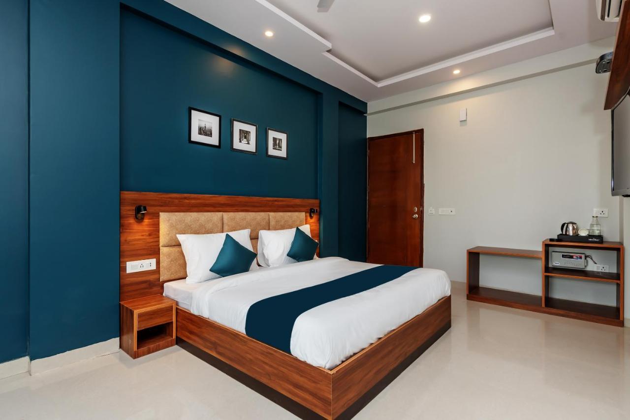 Hotel O Earth Villa Near Bestech Central Square Mall Gurgaon Eksteriør billede