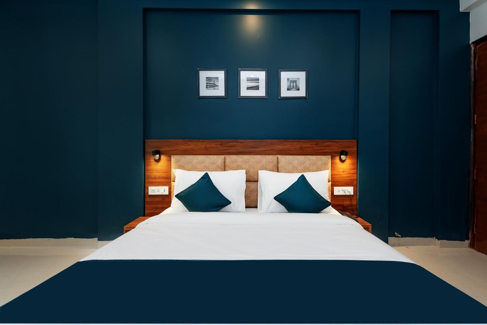 Hotel O Earth Villa Near Bestech Central Square Mall Gurgaon Eksteriør billede