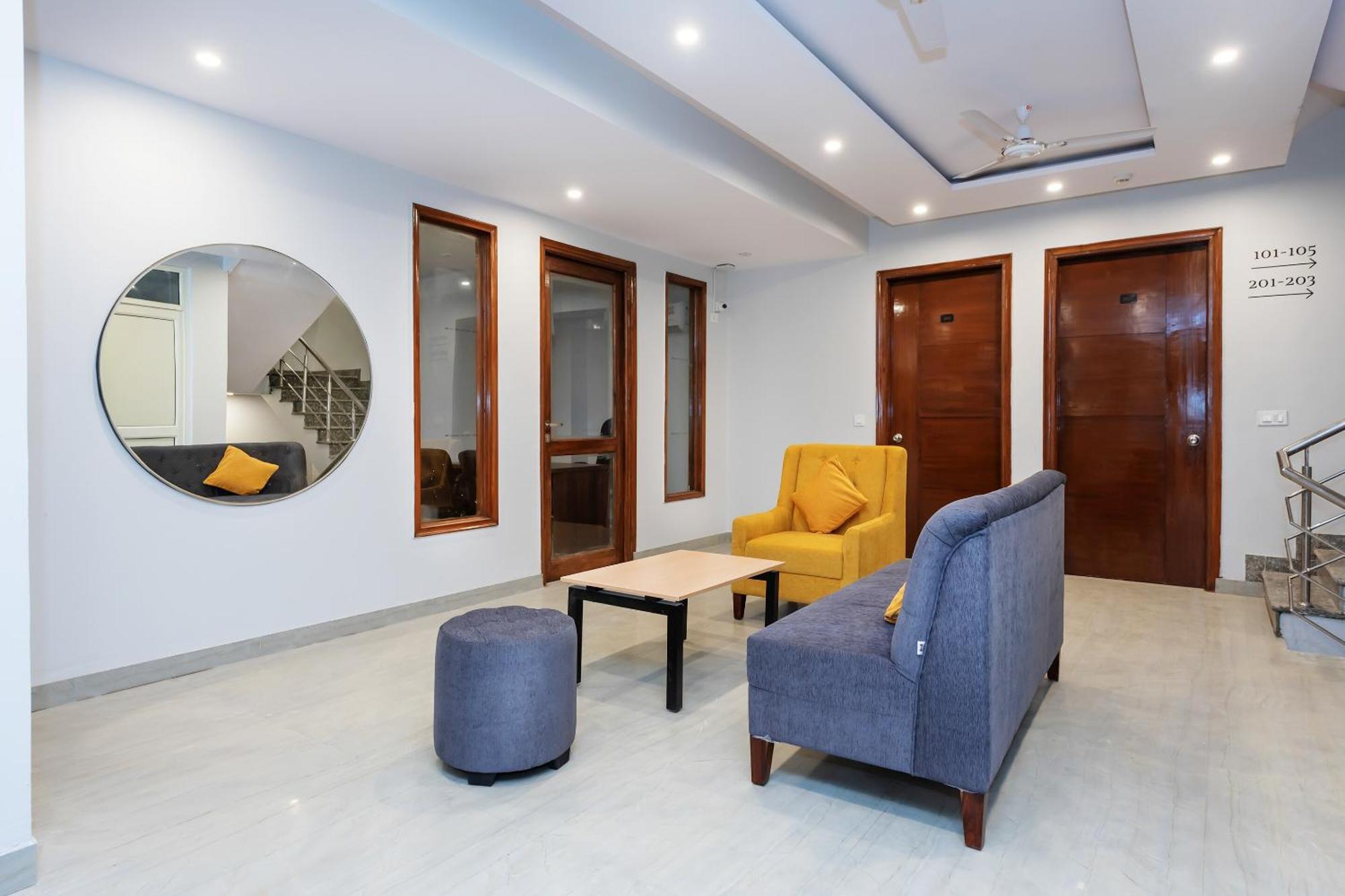 Hotel O Earth Villa Near Bestech Central Square Mall Gurgaon Eksteriør billede